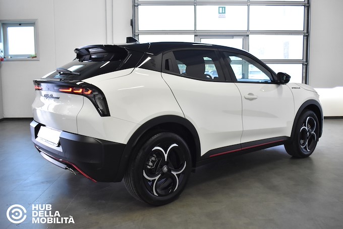 ALFA ROMEO Junior 1.2 136 CV Hybrid eDCT6 Speciale